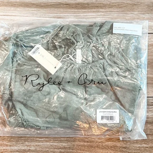 RYLEE + CRU TIERED POTTED PLANTS DRESS - NWT! - Picture 4 of 4